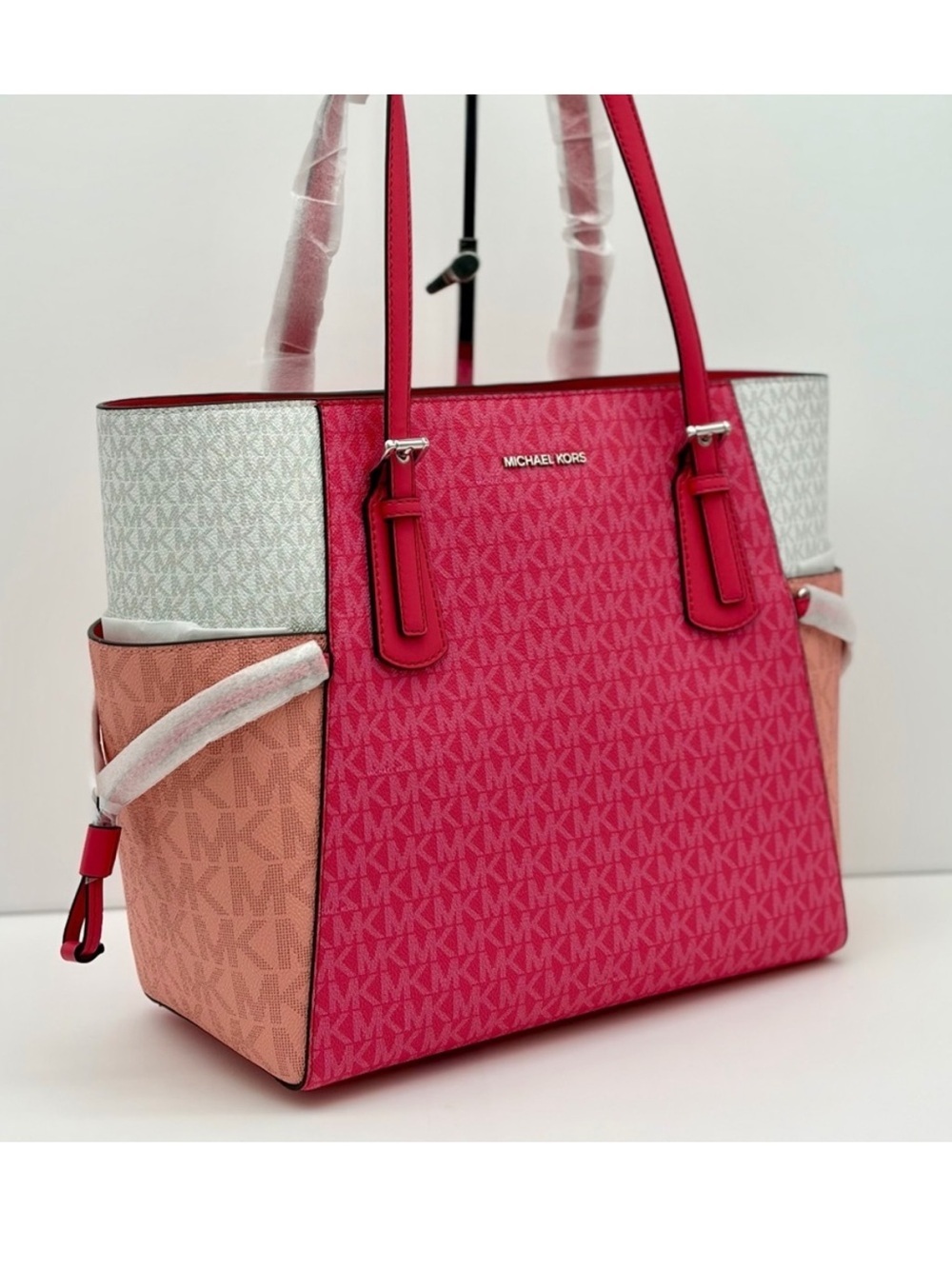 MICHAEL KORS Voyager Large Color-Block Signature Logo Tote Shoulder Bag HIBISCUS